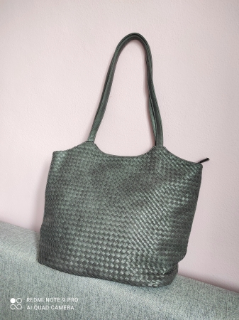 Luxusn� kabelka s del��my uchy