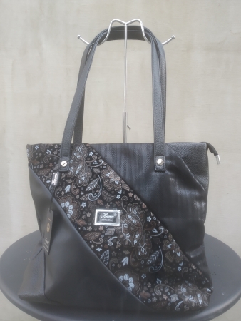 d�msk� kabelka Karen